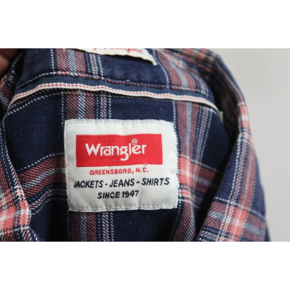 Wrangler Men Blue Button Shirt Flex For Comfort Size Large - Picture 3 of 9